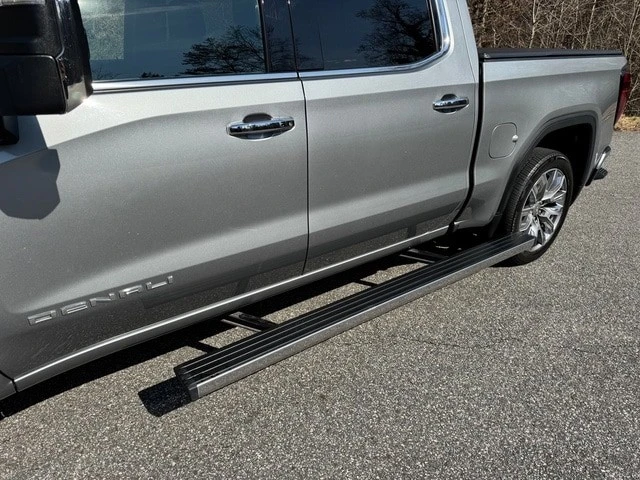 2024 GMC Sierra 5th Gen - Image 12 of 21