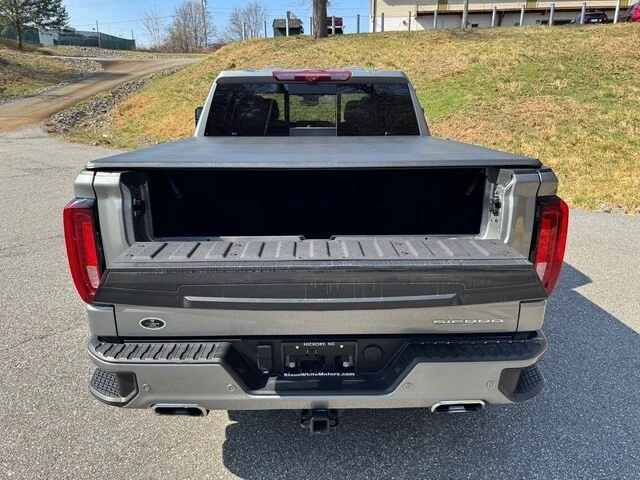 2024 GMC Sierra 5th Gen - Image 10 of 21