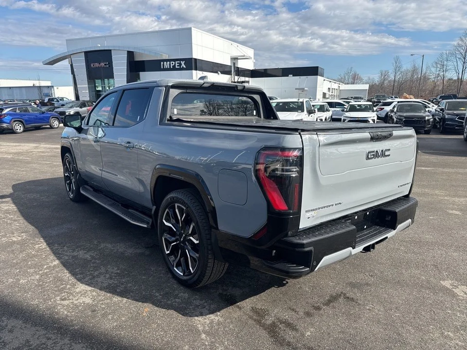 2024 GMC Sierra 5th Gen - Image 3 of 21