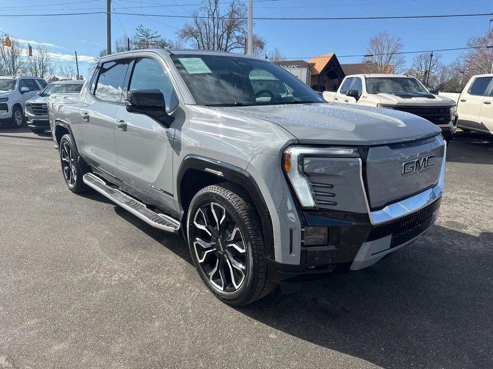 2024 GMC Sierra 5th Gen - Image 7 of 21