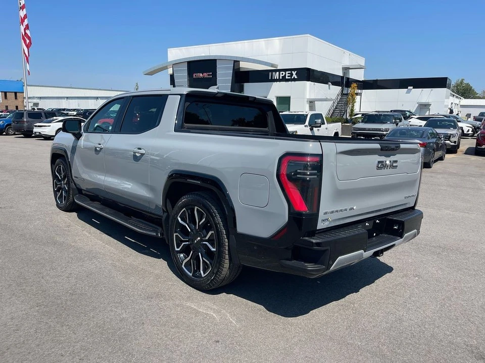 2024 GMC Sierra 5th Gen - Image 3 of 12