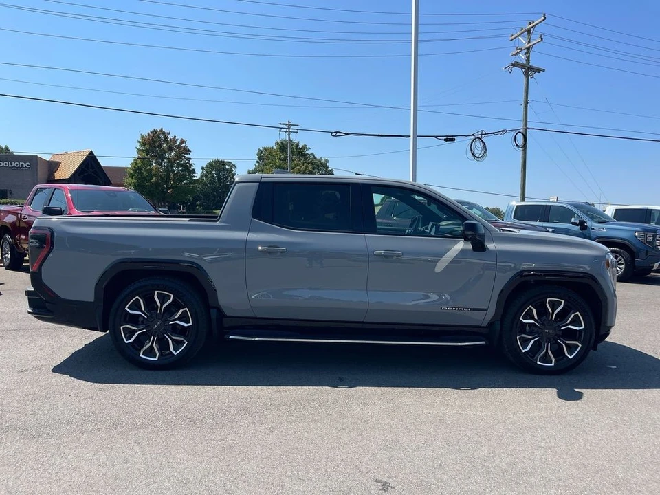 2024 GMC Sierra 5th Gen - Image 6 of 12