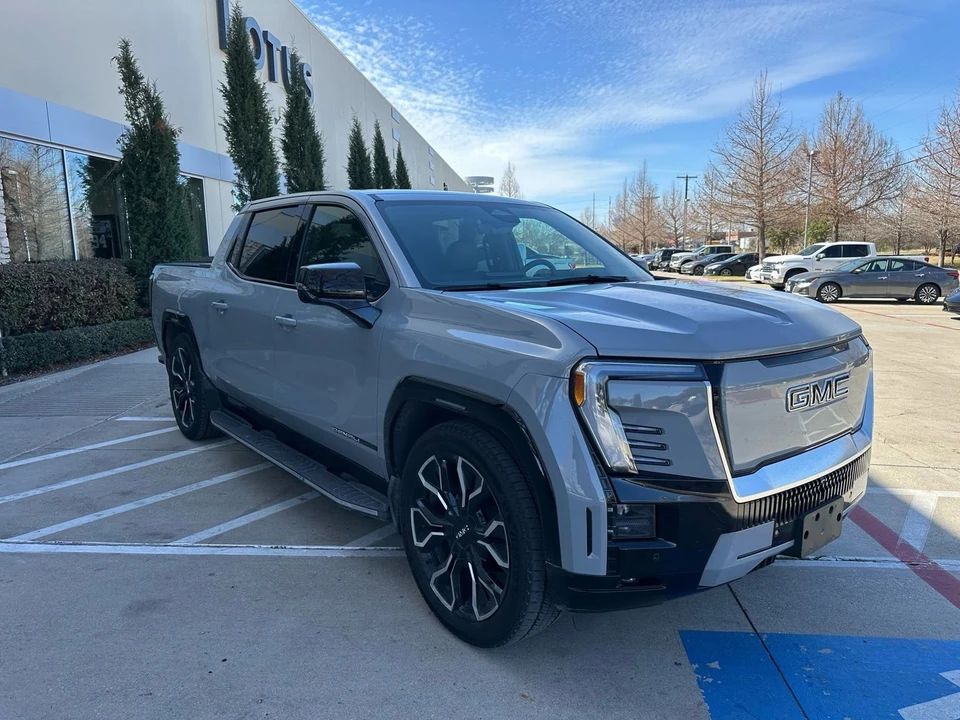 2024 GMC Sierra 5th Gen - Image 3 of 8