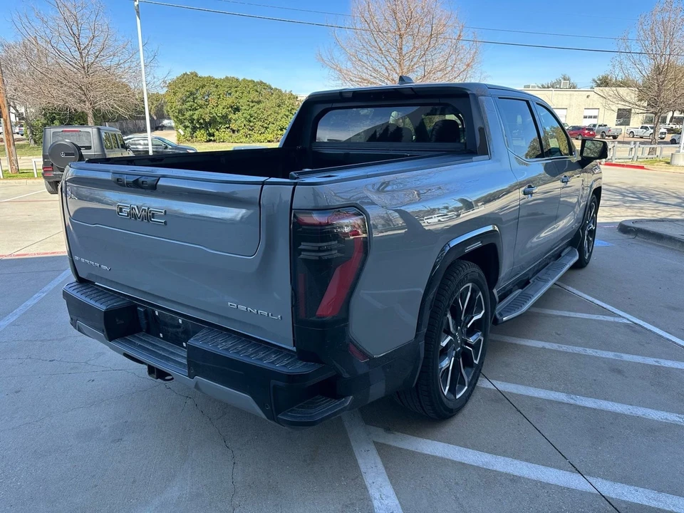 2024 GMC Sierra 5th Gen - Image 6 of 8