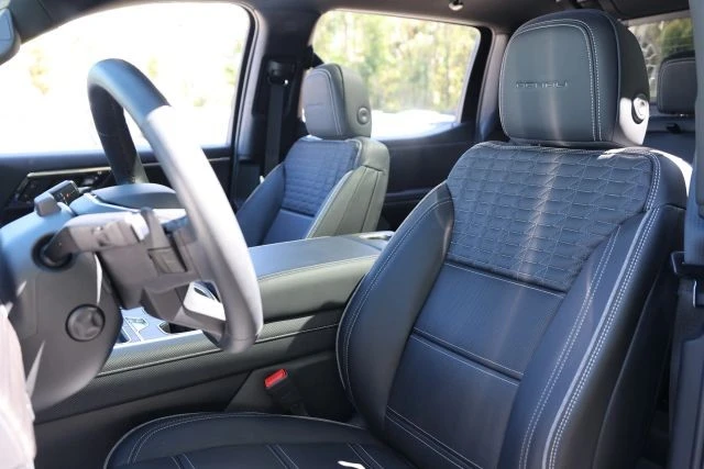 2024 GMC Sierra 5th Gen - Image 10 of 21