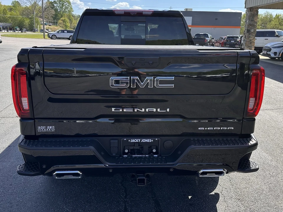 2024 GMC Sierra 5th Gen - Image 7 of 31
