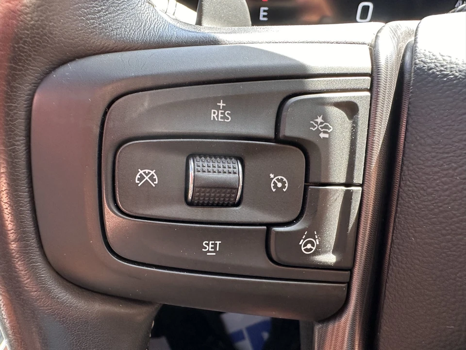 2024 GMC Sierra 5th Gen - Image 24 of 31