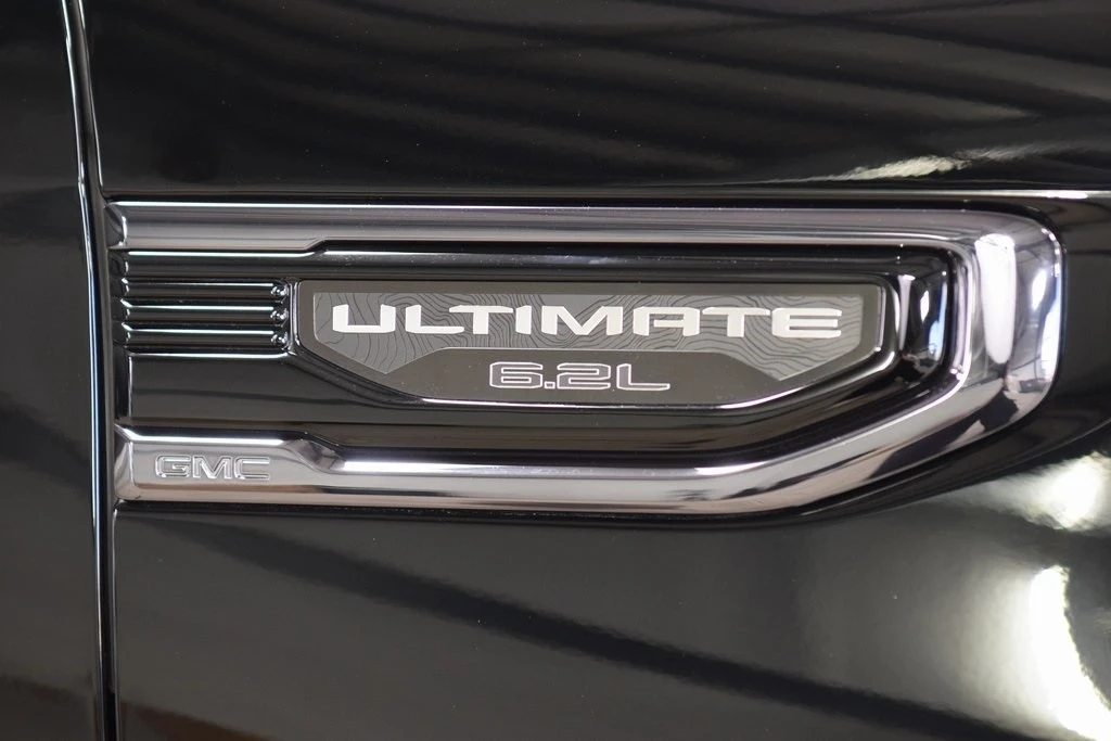 2024 GMC Sierra 5th Gen - Image 16 of 21