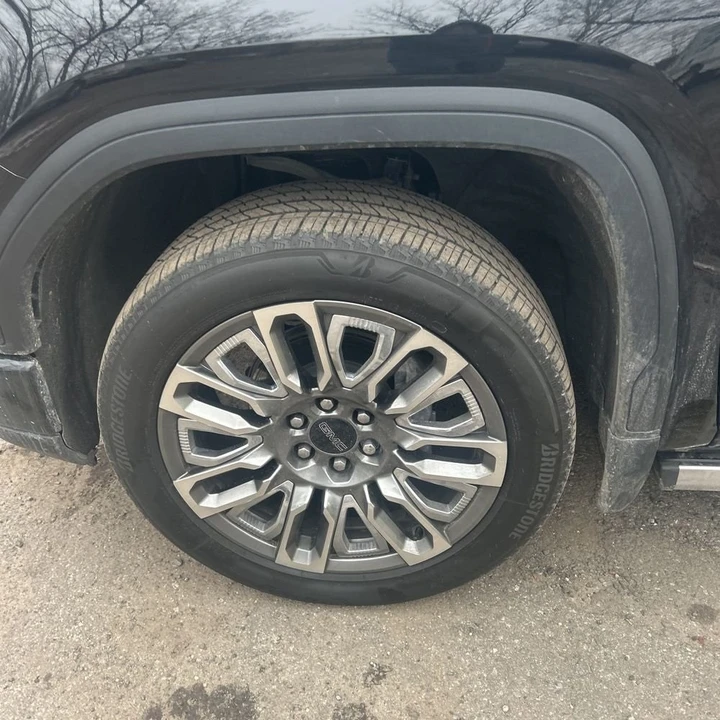2024 GMC Sierra 5th Gen - Image 12 of 12