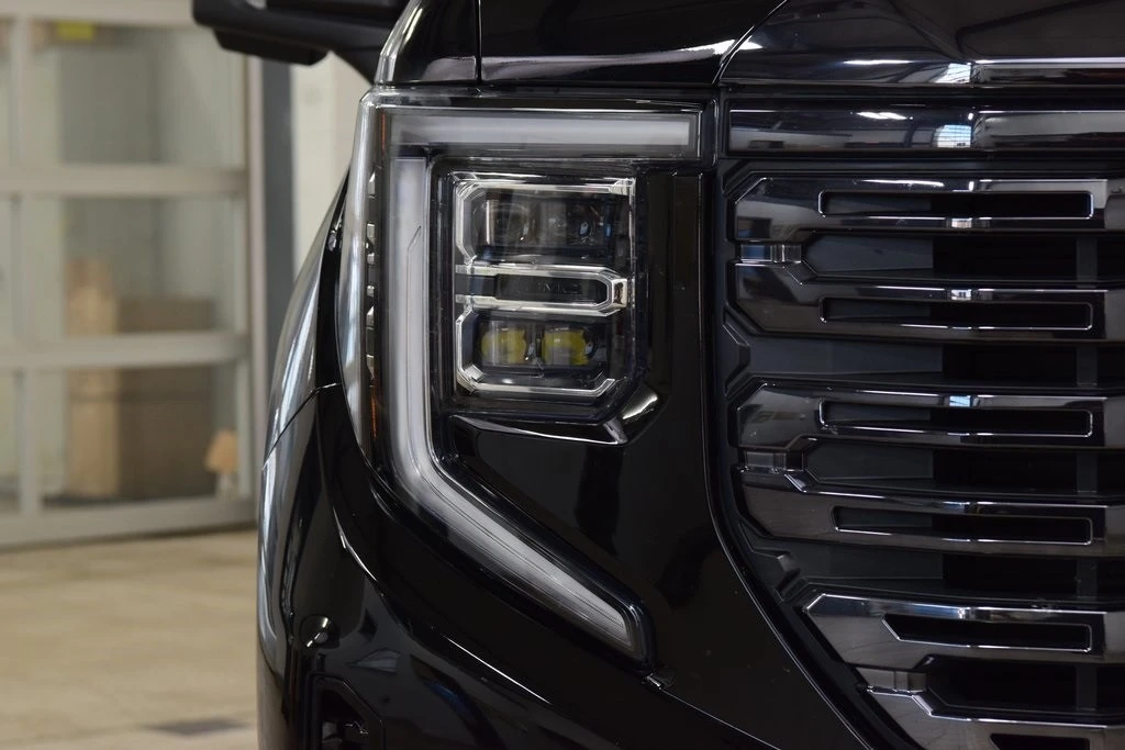 2024 GMC Sierra 5th Gen - Image 12 of 21