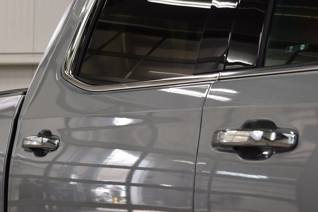 2024 GMC Sierra 5th Gen - Image 19 of 21