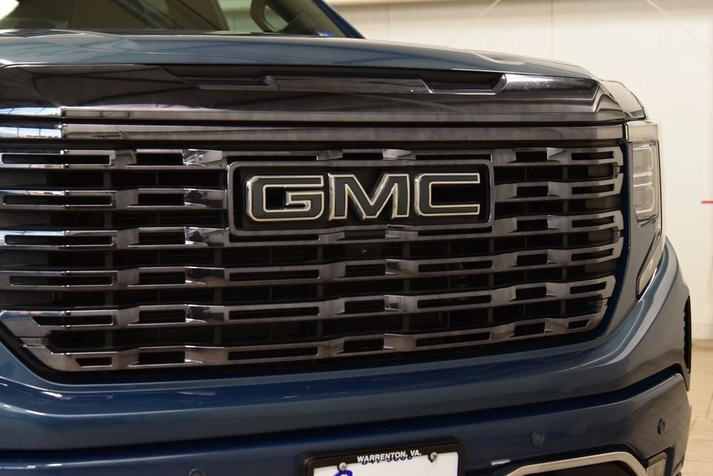 2024 GMC Sierra 5th Gen - Image 11 of 12