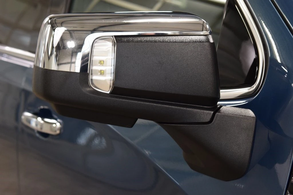 2024 GMC Sierra 5th Gen - Image 18 of 21