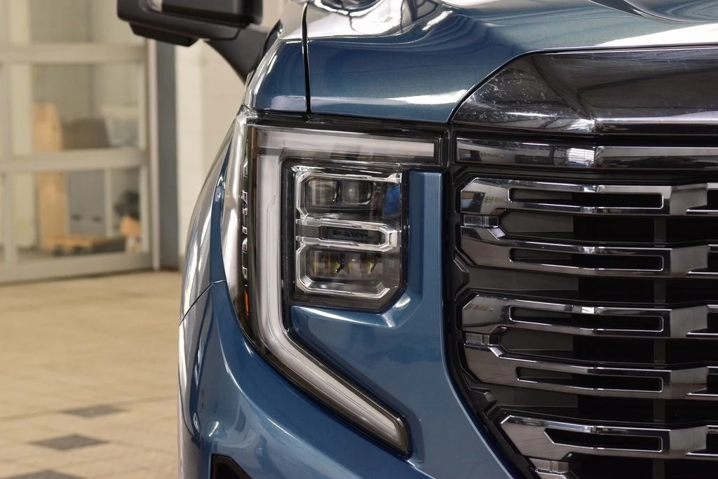 2024 GMC Sierra 5th Gen - Image 12 of 12