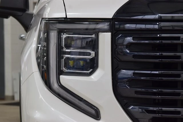 2024 GMC Sierra 5th Gen - Image 12 of 12