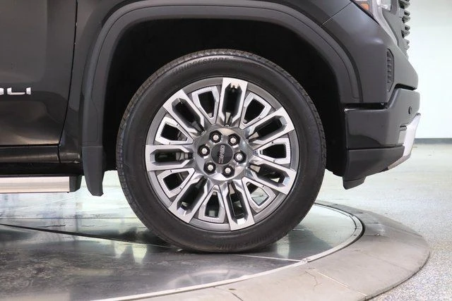 2024 GMC Sierra 5th Gen - Image 12 of 12