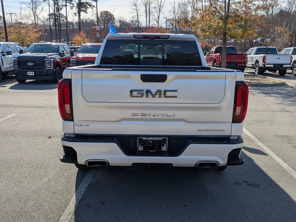 2024 GMC Sierra 5th Gen - Image 5 of 21