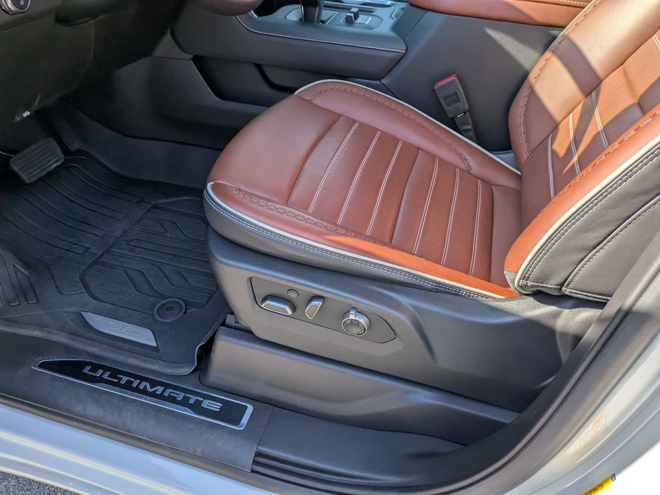 2024 GMC Sierra 5th Gen - Image 14 of 21