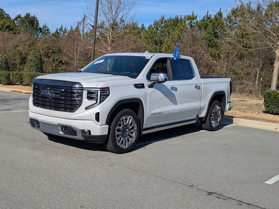 2024 GMC Sierra 5th Gen - Image 8 of 21