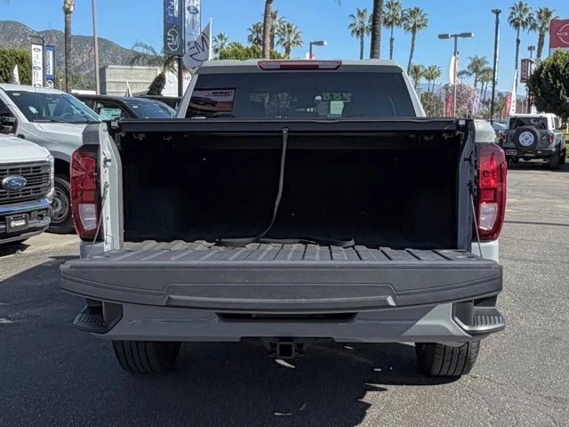 2024 GMC Sierra 5th Gen - Image 11 of 12