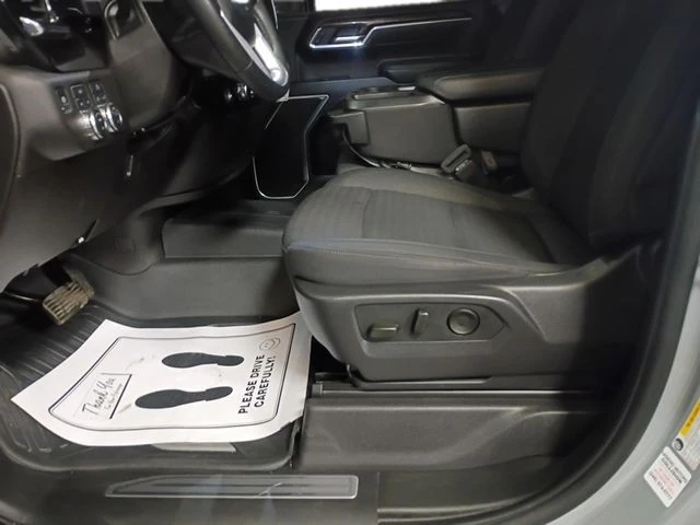 2024 GMC Sierra 5th Gen - Image 12 of 21