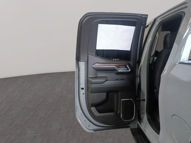 2024 GMC Sierra 5th Gen - Image 13 of 21