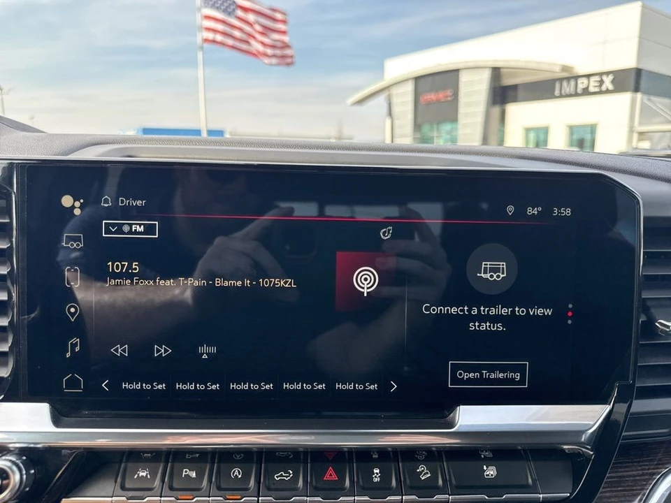 2024 GMC Sierra 5th Gen - Image 18 of 21