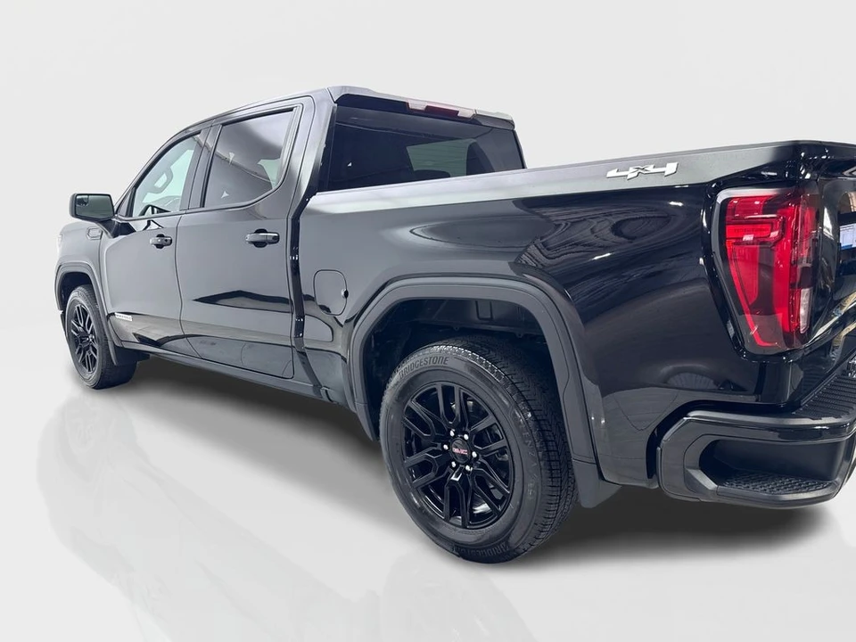 2024 GMC Sierra 5th Gen - Image 14 of 21