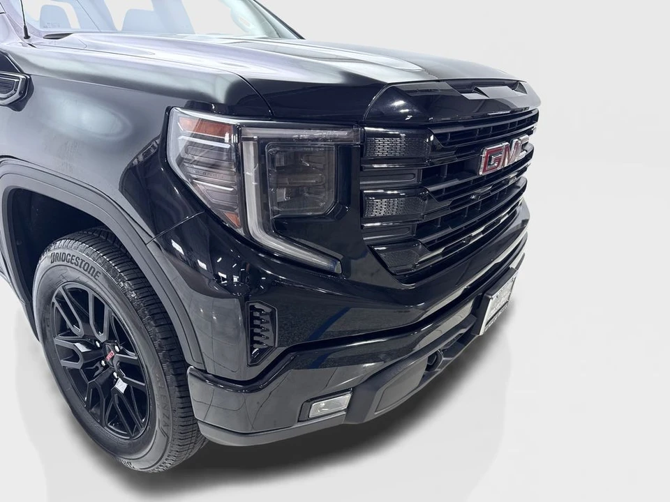 2024 GMC Sierra 5th Gen - Image 17 of 21