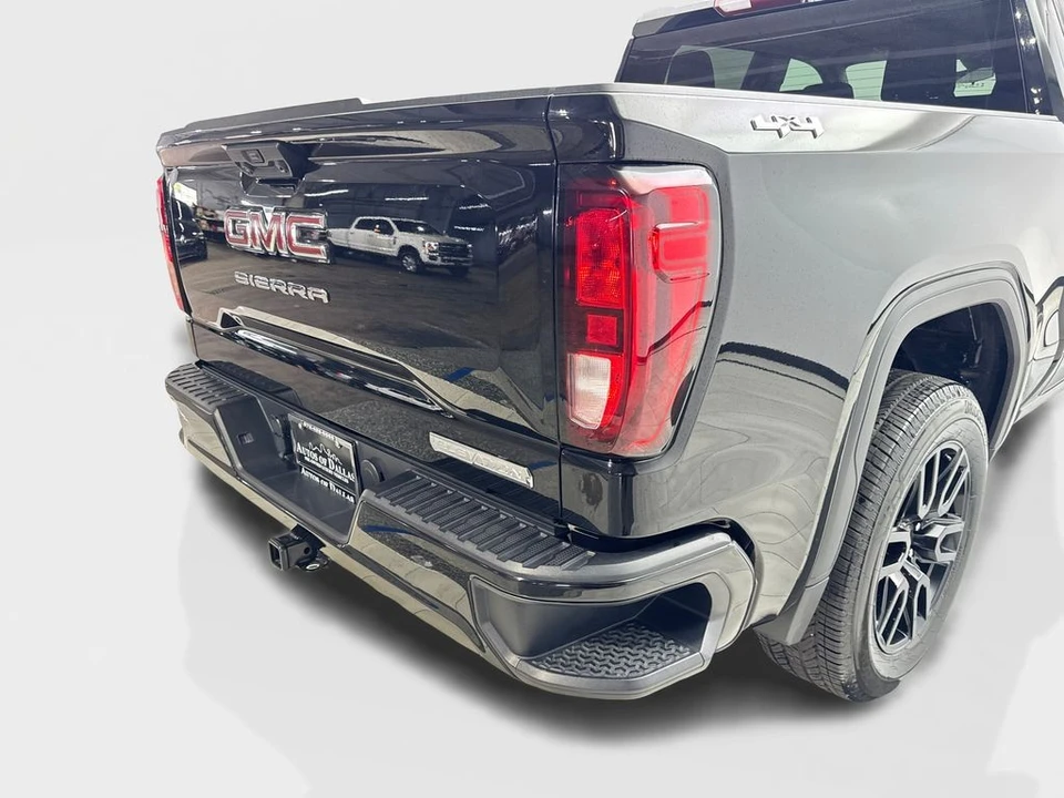 2024 GMC Sierra 5th Gen - Image 18 of 21