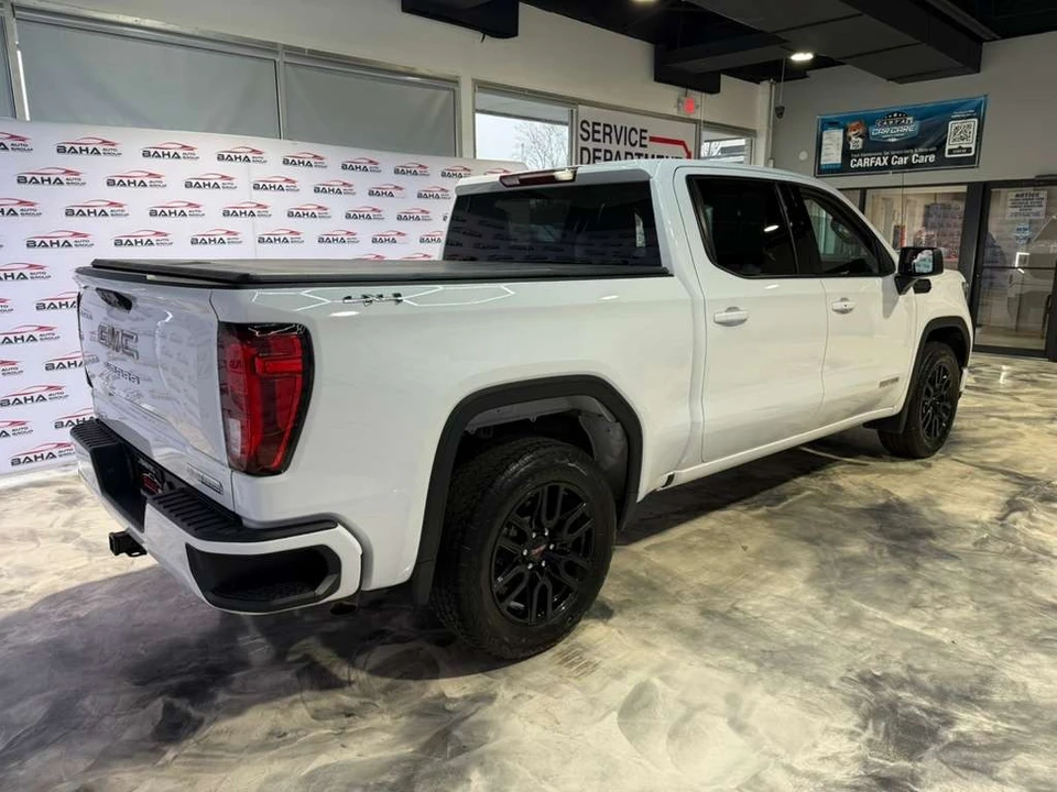 2024 GMC Sierra 5th Gen - Image 8 of 21