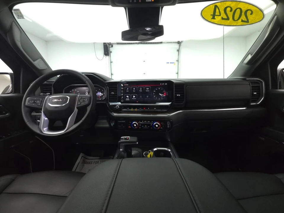 2024 GMC Sierra 5th Gen - Image 2 of 12