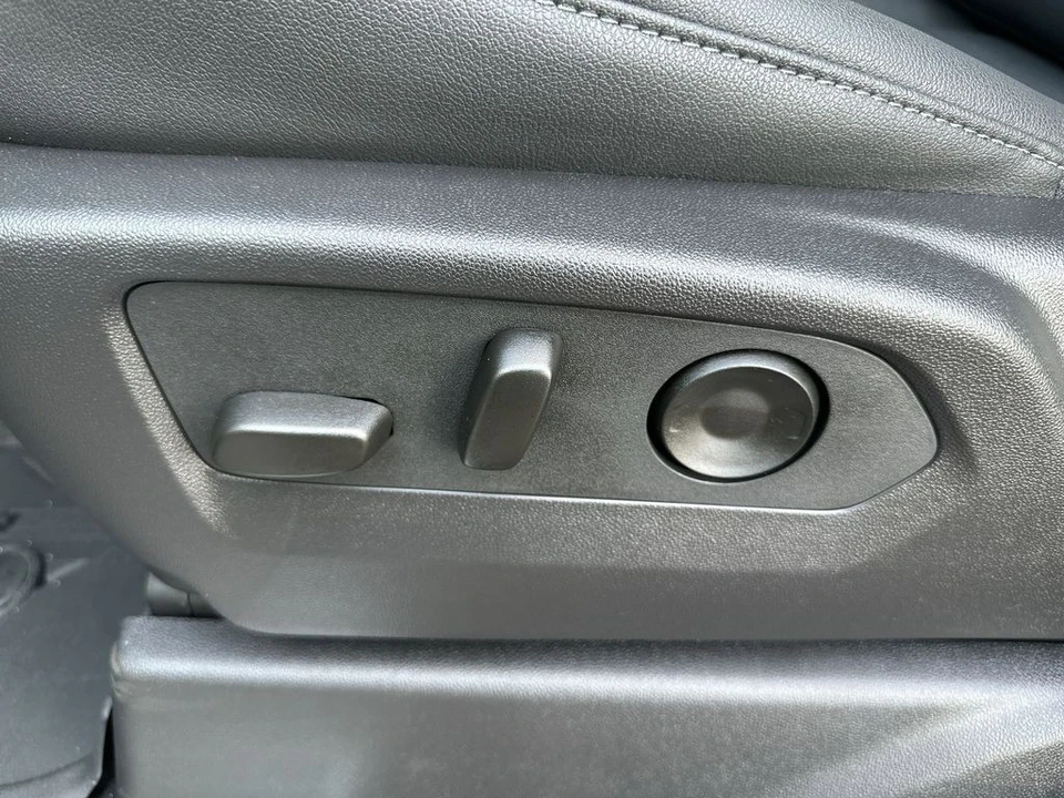 2024 GMC Sierra 5th Gen - Image 10 of 12
