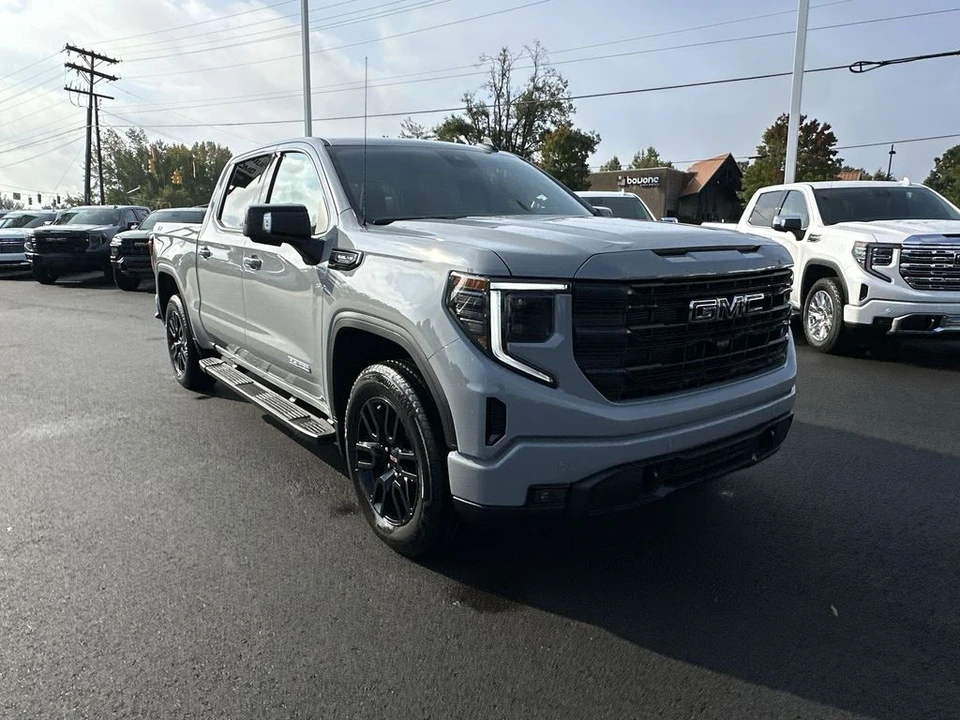 2024 GMC Sierra 5th Gen - Image 7 of 12