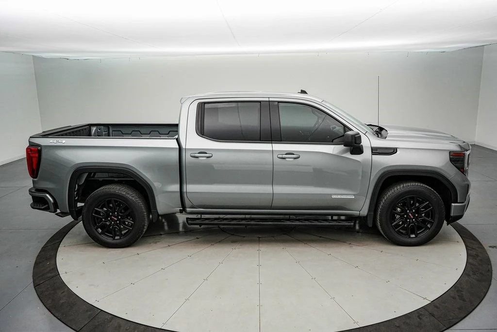 2024 GMC Sierra 5th Gen - Image 4 of 21