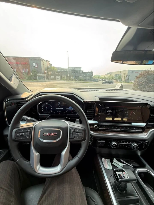 2024 GMC Sierra 5th Gen - Image 10 of 10