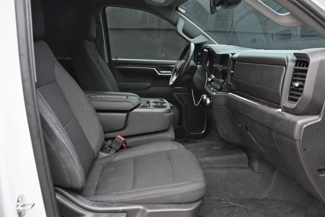 2024 GMC Sierra 5th Gen - Image 19 of 21