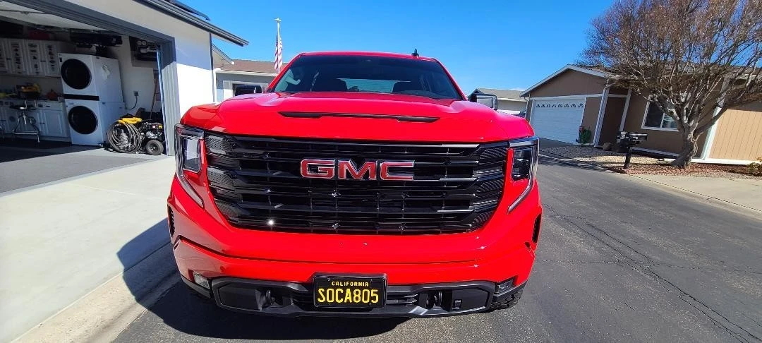2024 GMC Sierra 5th Gen - Image 9 of 17