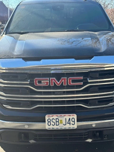2024 GMC Sierra 5th Gen - Image 4 of 9