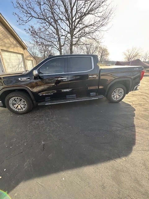 2024 GMC Sierra 5th Gen - Image 2 of 9
