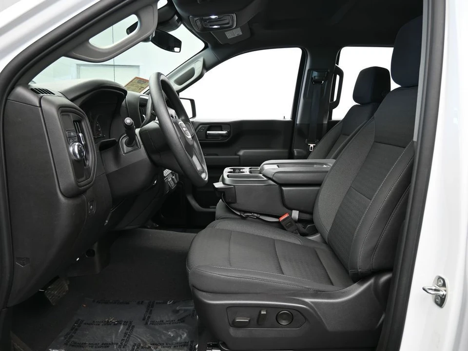2024 GMC Sierra 5th Gen - Image 11 of 12