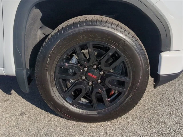 2024 GMC Sierra 5th Gen - Image 11 of 21