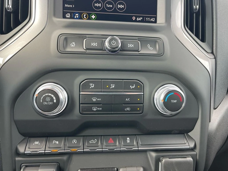 2024 GMC Sierra 5th Gen - Image 16 of 21
