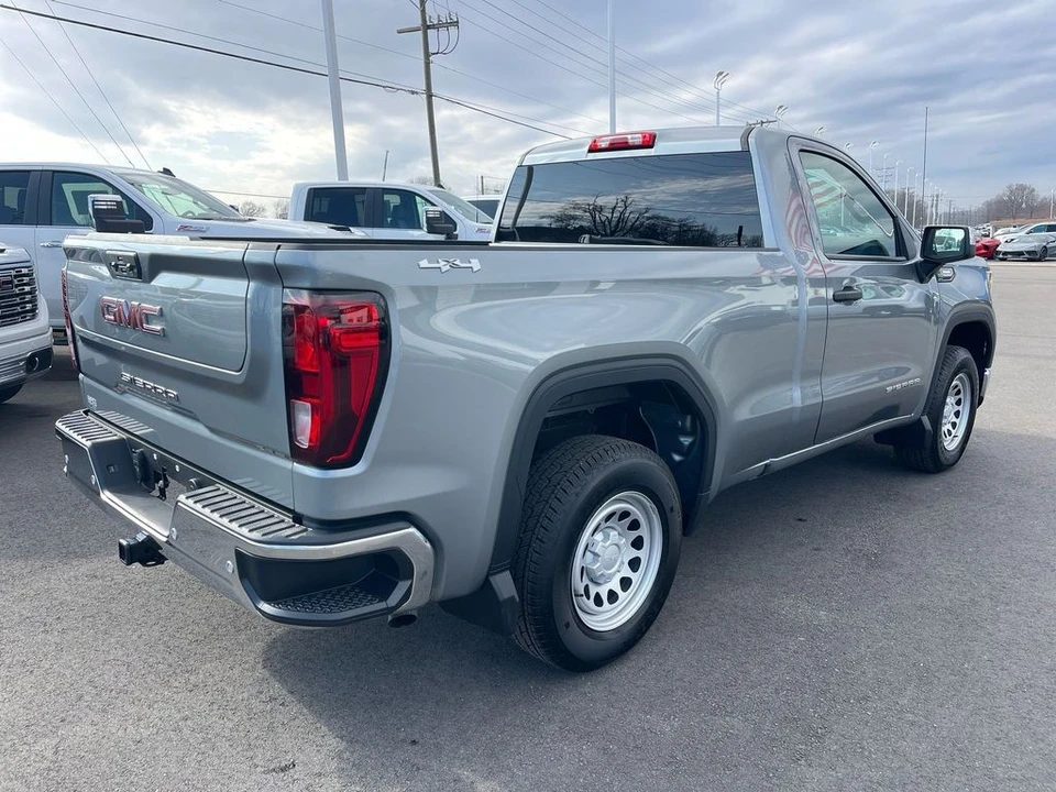 2024 GMC Sierra 5th Gen - Image 5 of 21
