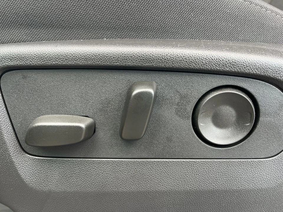2024 GMC Sierra 5th Gen - Image 10 of 21