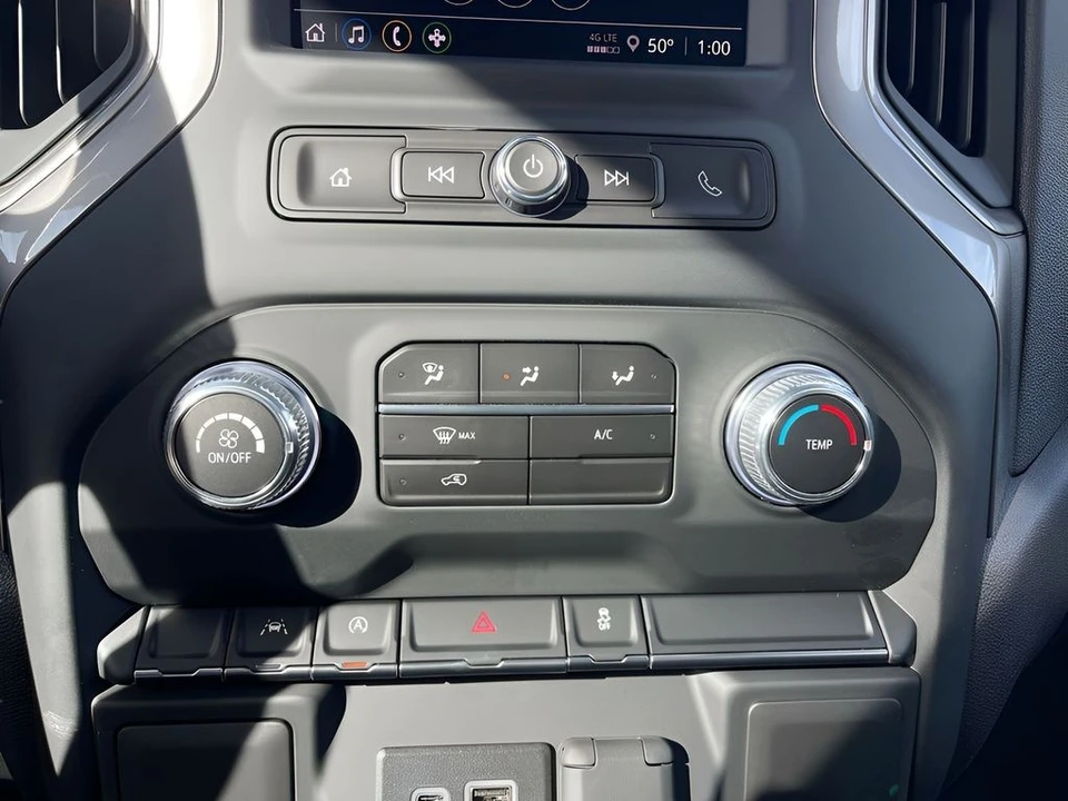 2024 GMC Sierra 5th Gen - Image 16 of 21