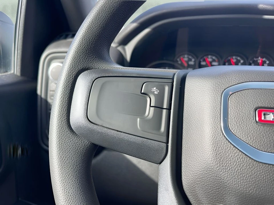 2024 GMC Sierra 5th Gen - Image 13 of 21