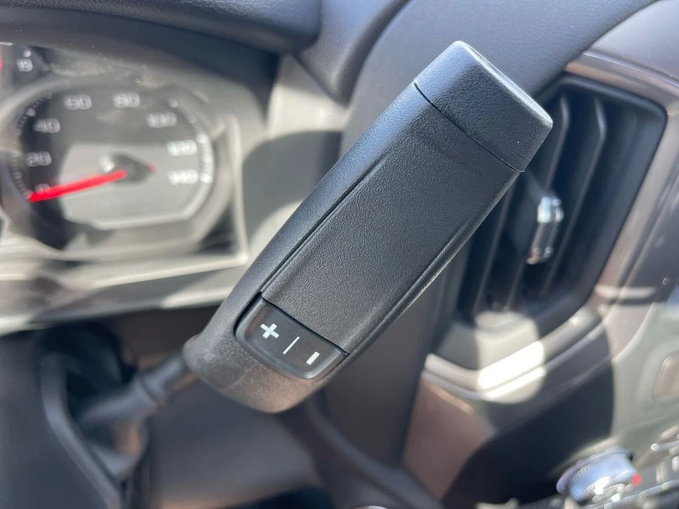 2024 GMC Sierra 5th Gen - Image 14 of 21