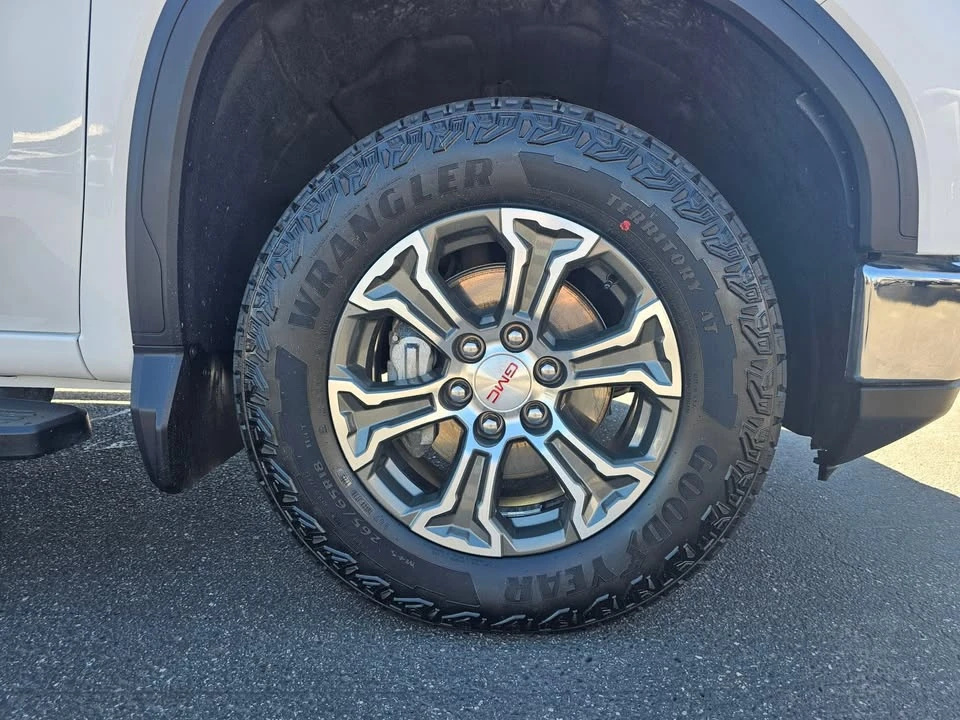 2024 GMC Sierra 5th Gen - Image 9 of 20