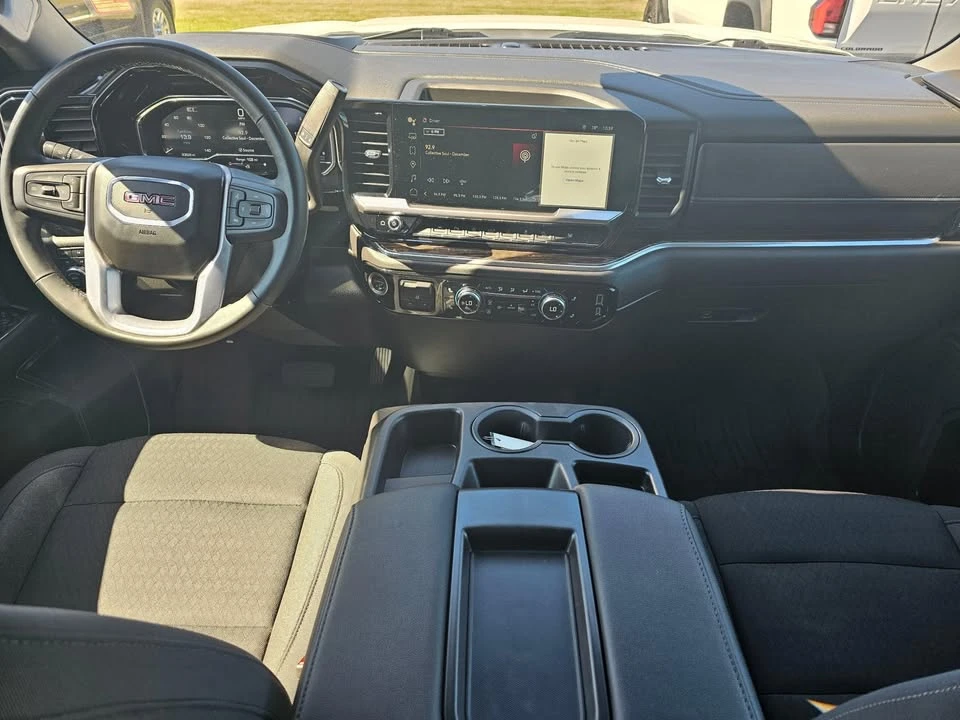 2024 GMC Sierra 5th Gen - Image 18 of 20